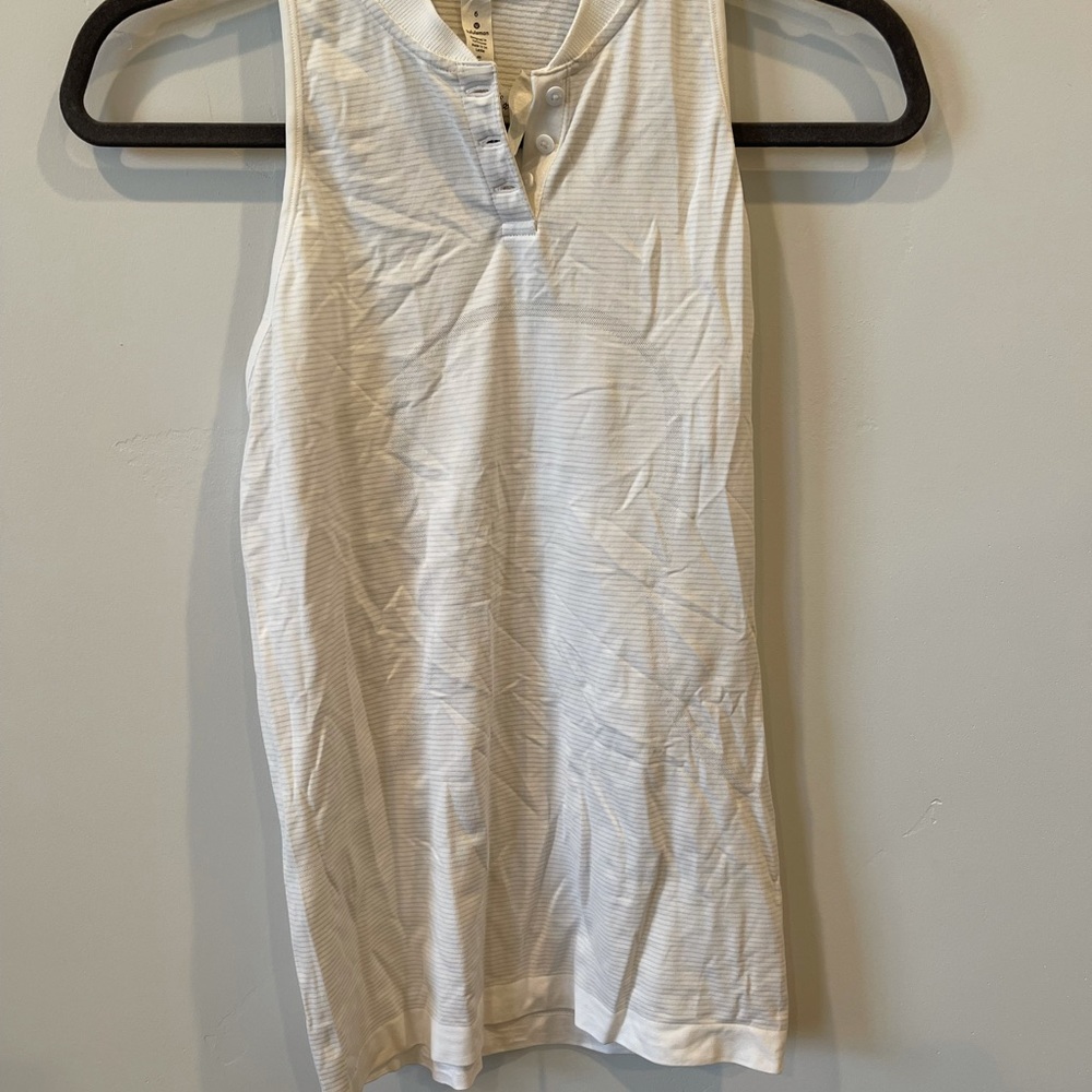 Lululemon golf/tennis tank